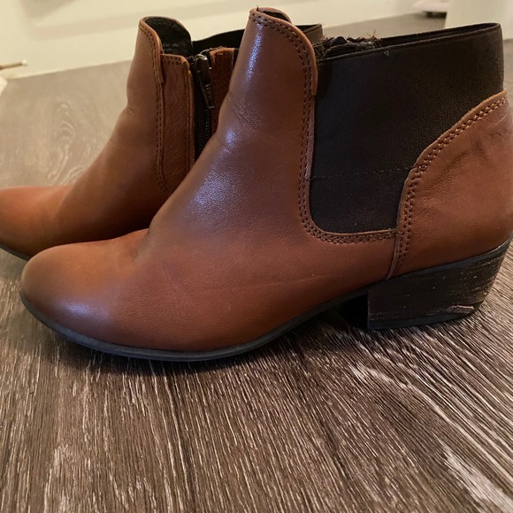 Very Comfortable SM Booties! - Picture 11 of 12